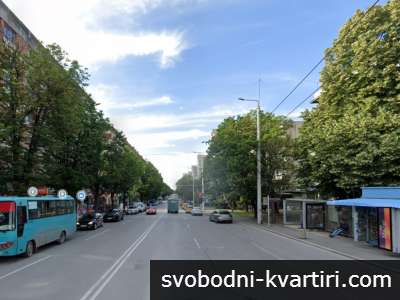 Магазин в района на Широк Център