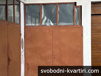 Гараж в кв. Ялта