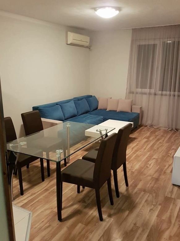 Тристаен апартамент  в  Бургас за 690  лв - Тристан апартамент в ж.к
