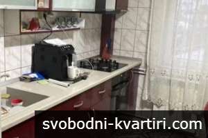 Тристаен апартамент в Кючук Париж