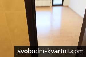 Свободен - 2 бани, 3 тоалетни Свободен - 2 бани, 3 тоалетни