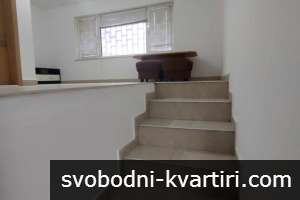 Давам под наем търговско помещение в Кючук Париж