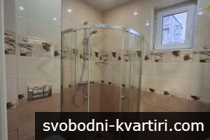 Дава се под наем двустаен апартамент в Цветен квартал!