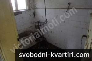Изгодна къща в Полски Тръмбеш Изгодна къща в Полски Тръмбеш