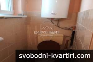 Тристаен в Акация Тристаен в Акация