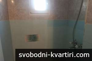 Даваме под наем етаж от къща в кв. Каменица 1 Даваме под наем етаж от къща в кв. Каменица 1