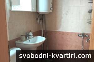 Тристаен апартамент под наем в Идеален център Тристаен апартамент под наем в Идеален център