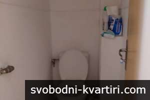 Тристаен над магазин Лидл