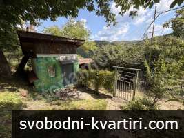 Две къщи с панорамна гледка в с. Гащевци Две къщи с панорамна гледка в с. Гащевци