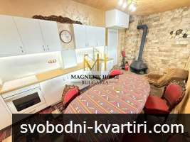 Страхотна едноетажна къща с 2 спални, 3 паркоместа и собствен двор в кв. Банево Страхотна едноетажна къща с 2 спални, 3 паркоместа и собствен двор в кв. Банево