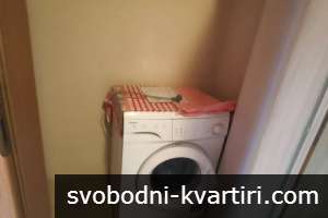 Даваме под наем тристаен апартамент в кв. Кючук Париж Даваме под наем тристаен апартамент в кв. Кючук Париж
