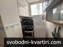 Просторен четиристаен в кв.Колю Фичето
