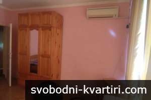 Давам под наем 4-стаен напълно обзаведен в Центъра
