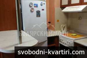 Двустаен в Широк Център