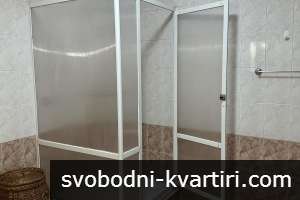 Тристаен апартамент в Широк център Тристаен апартамент в Широк център