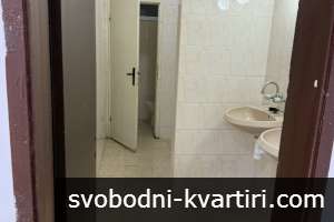 Голям партерен склад, офис, производство Голям партерен склад, офис, производство