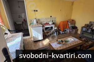 Къща в село Куцина Къща в село Куцина