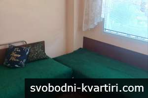 Голям апартамент до градската градина - център Голям апартамент до градската градина - център