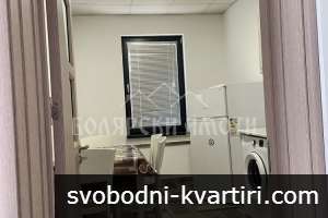 Етаж от къща с двор в близост до Центъра