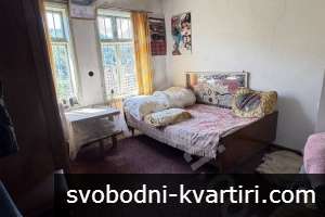 Панорамен имот в с. Пъровци Панорамен имот в с. Пъровци