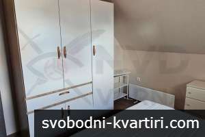 Дава се под наем четиристаен апартамент в Бриз!