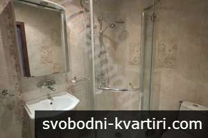 Тристаен апартамент в центъра Тристаен апартамент в центъра