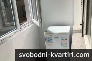 Дава се под наем апартамент в Центъра