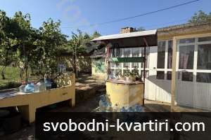 Къща в село Куцина Къща в село Куцина