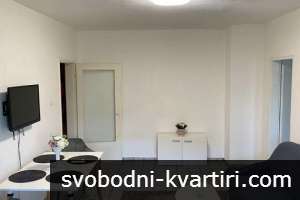 Тристаен апартамент под наем в ж.к. Слатина