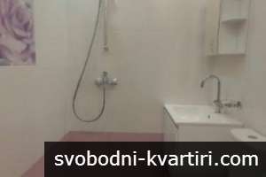 Център тристаен апартамент обзаведен #1750320218