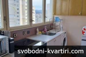 Тристаен апартамент под наем в жк. Младост 3