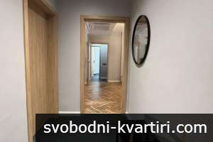 Център тристаен апартамент обзаведен #1747901890