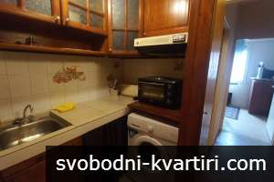 Даваме под наем тристаен апартамент в кв. Кючук Париж