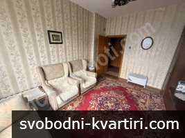 Eтаж от къща със самостоятелен вход