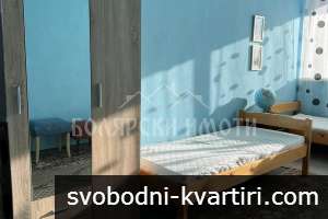 Просторен апартамент с 3 спални до парк Дружба
