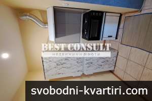 Самостоятелен етаж от къща с двор - Родина 1