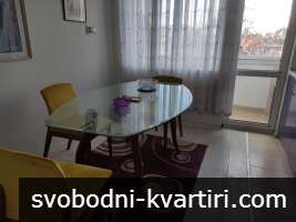 Давам под наем тристаен апартамент в кв.Кършияка гр.Пловдив