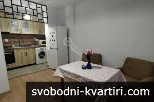 Тристаен апартамент под наем с гараж