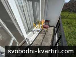 Слънчев двустаен апартамент с отделна кухня до ”Мол Галерия” в ж.к. Славейков