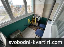 Реновиран двустаен с отделна кухня до ”Бойчо Бръмзов” в ж.к. Зорница