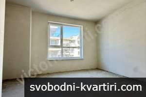 Тристаен апартамент с просторна тераса в кв. Картала Тристаен апартамент с просторна тераса в кв. Картала