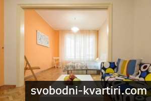 Център двустаен апартамент обзаведен #1751614801