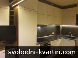 Център тристаен апартамент обзаведен #1750682828