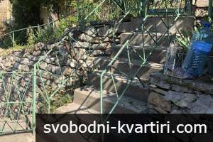 Къща с инвестиционен проект в центъра на гр. Велико Търново Къща с инвестиционен проект в центъра на гр. Велико Търново
