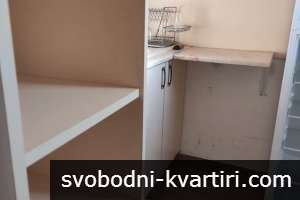 Давам под наем луксозно обзаведена боксониера- в ж-к ТРАКИЯ до Форума на 3етаж-250евро