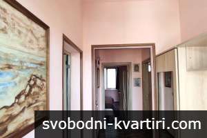 Център тристаен апартамент обзаведен #1750142898