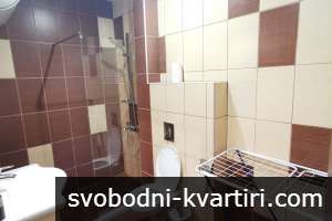 Тристаен апартамент в Широк Център