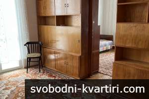 Тристаен с красива гледка