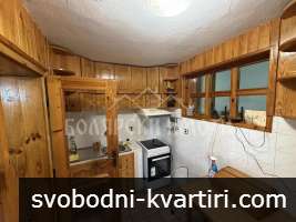 Четиристаен под наем на Чаршията Четиристаен под наем на Чаршията