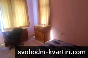 Давам под наем 4-стаен напълно обзаведен в Центъра